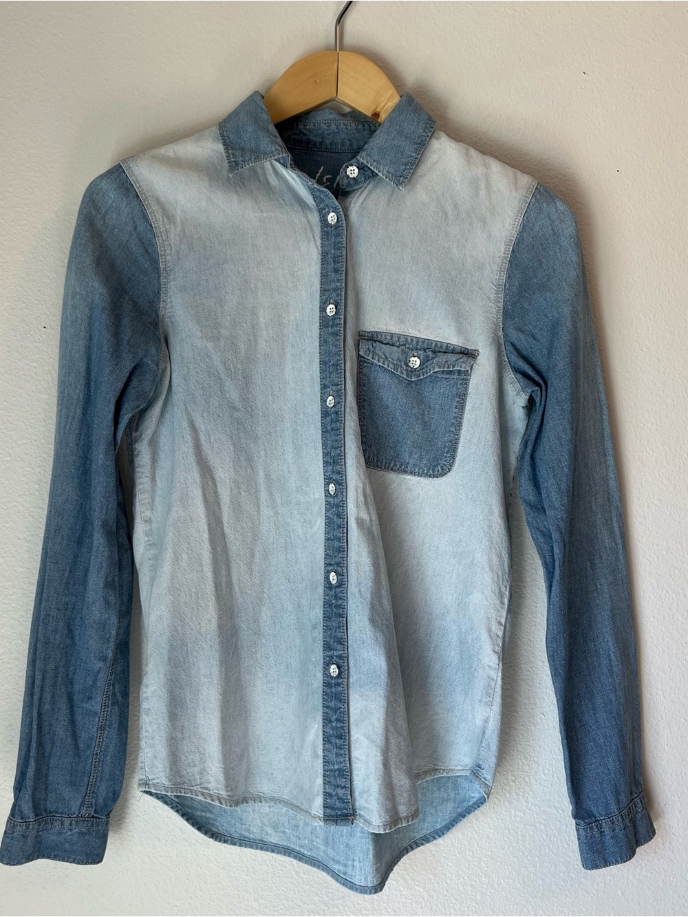 Madewell Two Toned Chambray Denim Button Down Shirt